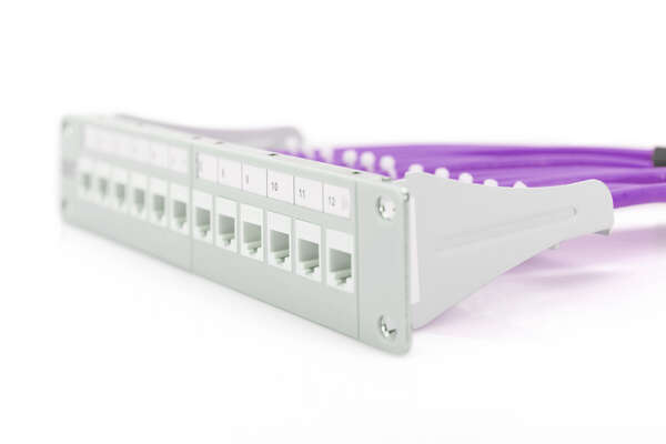 Naar omschrijving van DK-1623-VH-1 - CAT 6 F-UTP installation cable, 250 MHz Eca (EN 50575), AWG 23/1, 100 m paper box, sx, pu