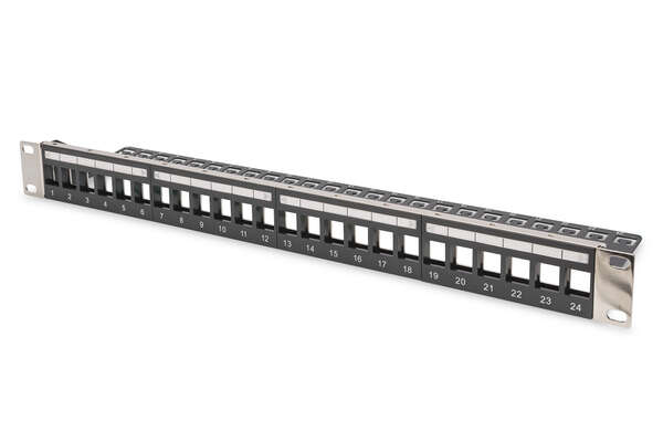 Naar omschrijving van DN-91411-LF - Modular Patch Panel, shielded, 24-port blank, 1U, Rack Mount, transp. label field, black