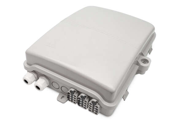 Naar omschrijving van DN-968911 - Outdoor FTTH Distribution Box for 24 SC/SX or LC/DX adapters and 24 splices