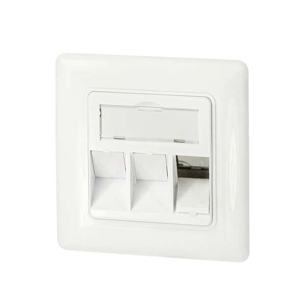 Naar omschrijving van NK4055 - Keystone faceplate for 3 keystone jacks,  pure white